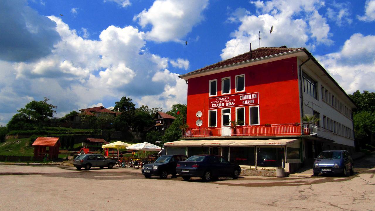 Suhin Dol Hotel Belimel Esterno foto